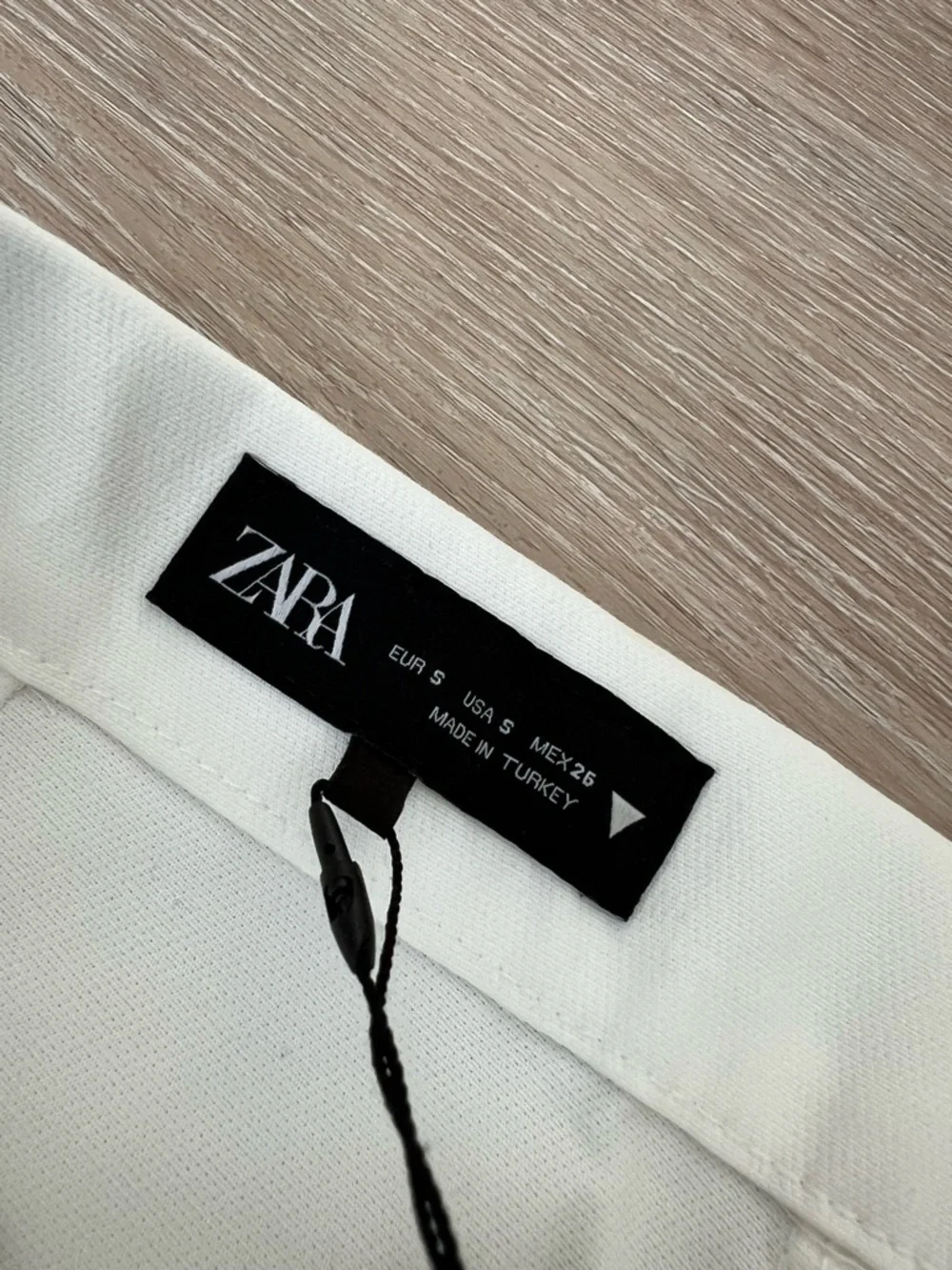Zara Y2K White Retro Women’s Size Small Pants with Slight Flare - Picture 7 of 7